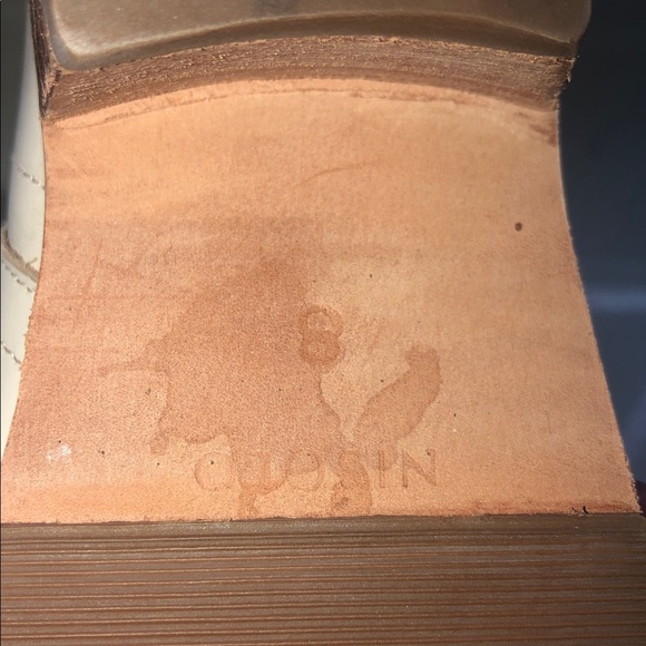 Nisolo Cream Ankle Boots size 8 - Picture 5 of 5